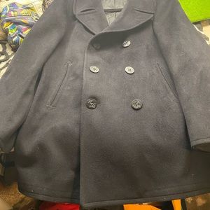 Men 100% wool coat.
